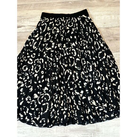 H & M knee length/midi skirt size 4 - Picture 4 of 10